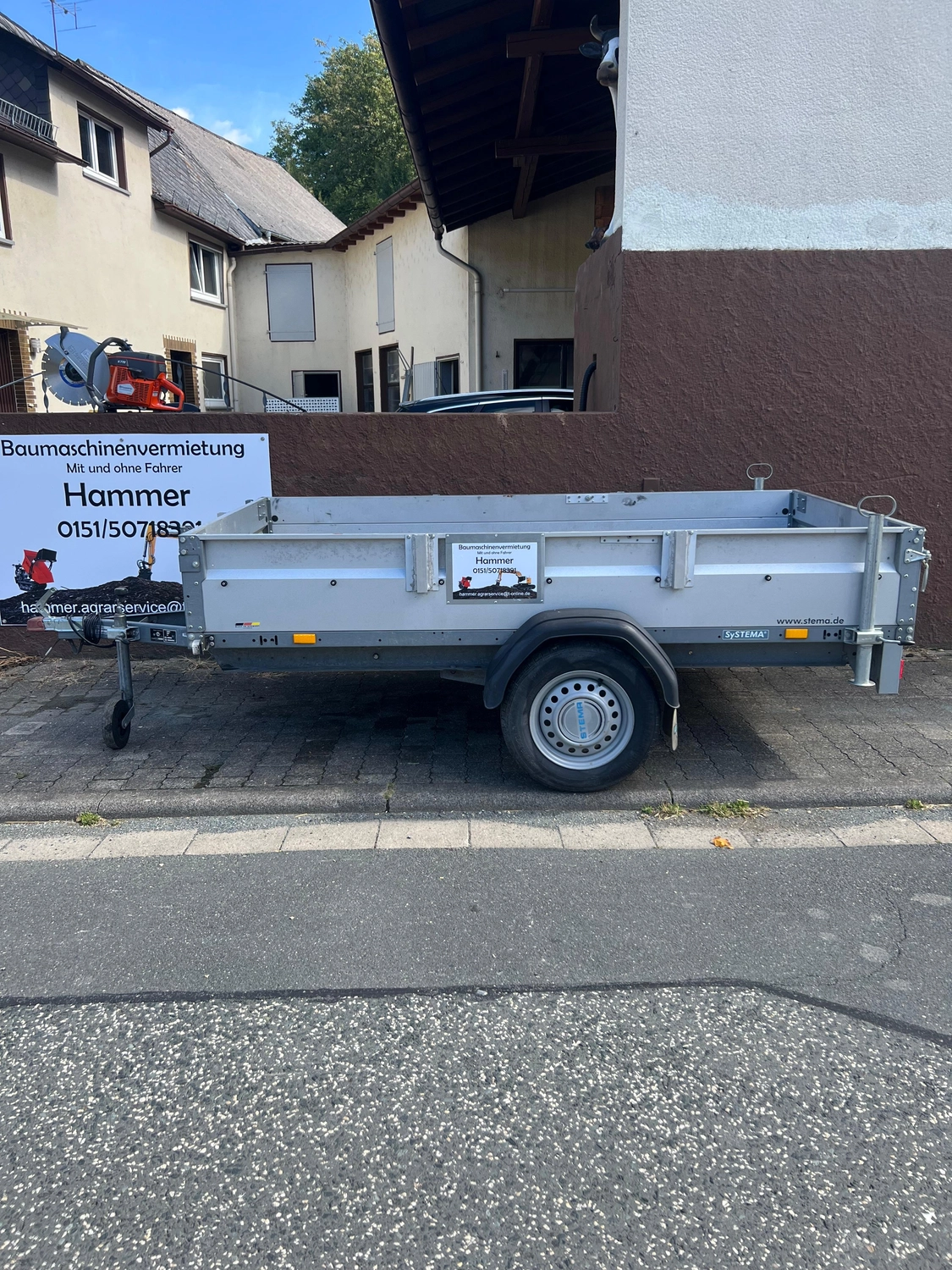 Hammer - Baumaschinenvermietung Dienstleistungen - Anhänger 750 Kg